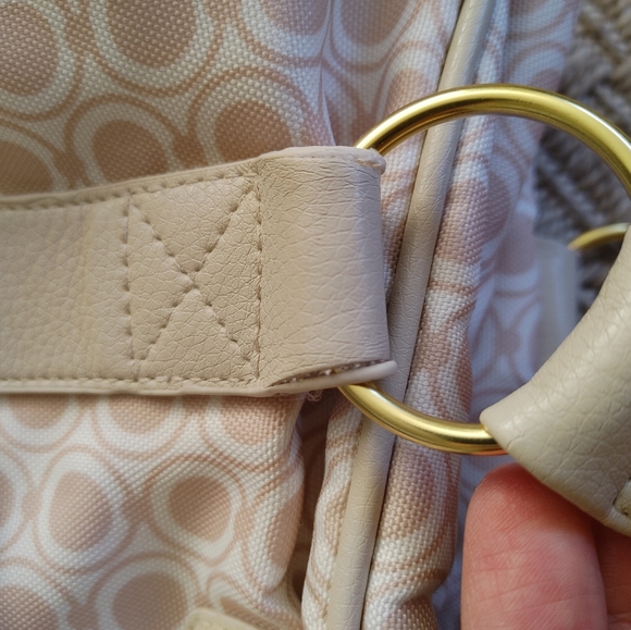 GUC Carters Diaper Bag Gender Neutral Beige White - Picture 11 of 12